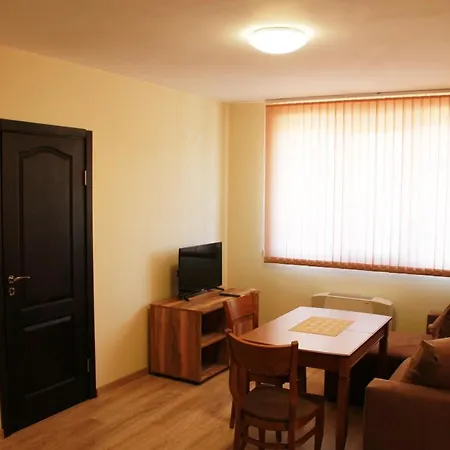 александър 2*