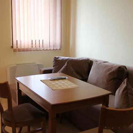 александър 2* Pavel Banja