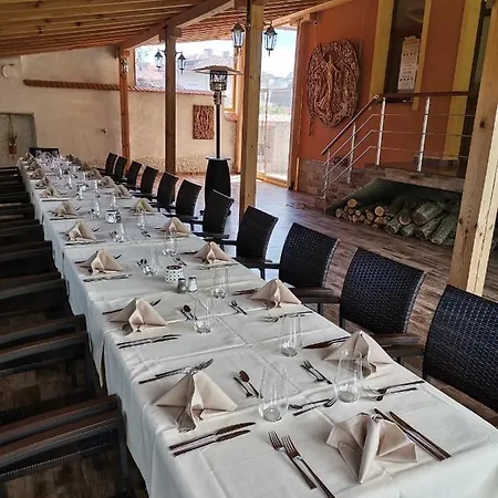 александър Hotel 3*