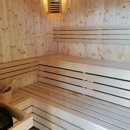 Hotell александър 2*