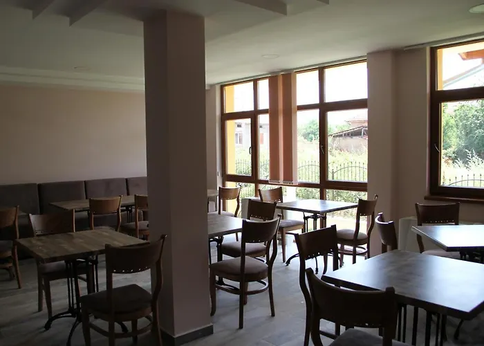 александър 2* Pavel Banya