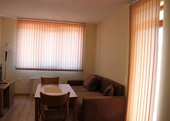 александър Hotel