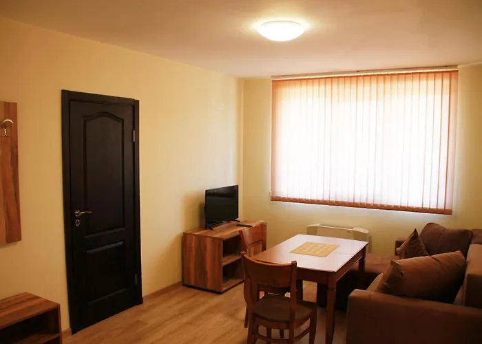 александър 2*